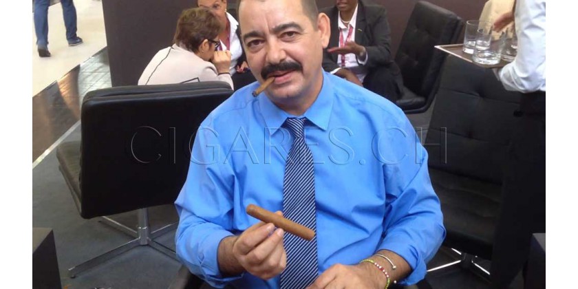 torcedor cigare