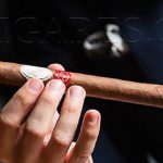 Pourquoi tâter un cigare ?